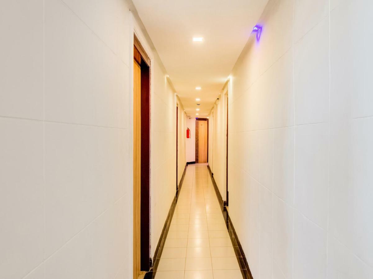 Oyo Flagship 19825 Hotel Panchratna ปันเวล ภายนอก รูปภาพ